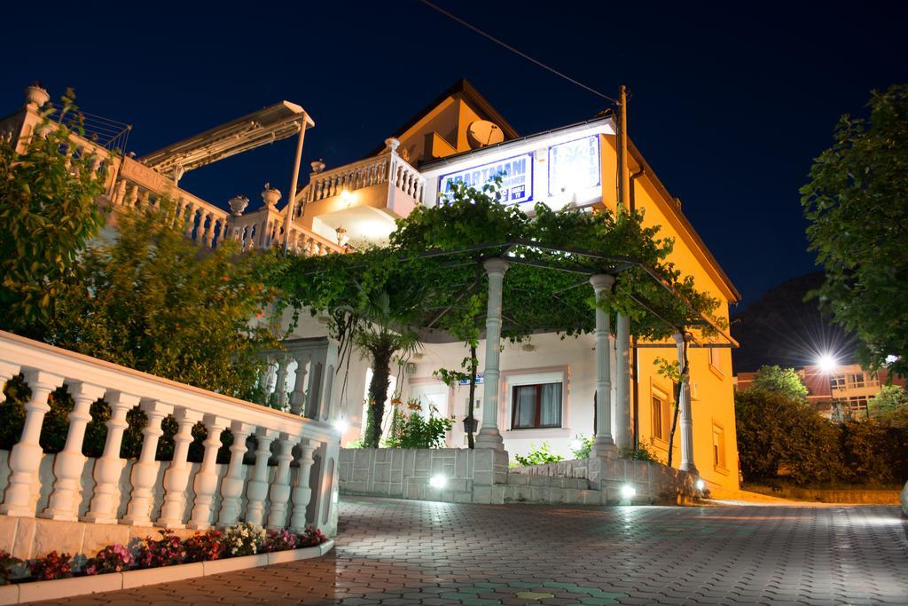 Villa Palma Guesthouse Mostar Buitenkant foto