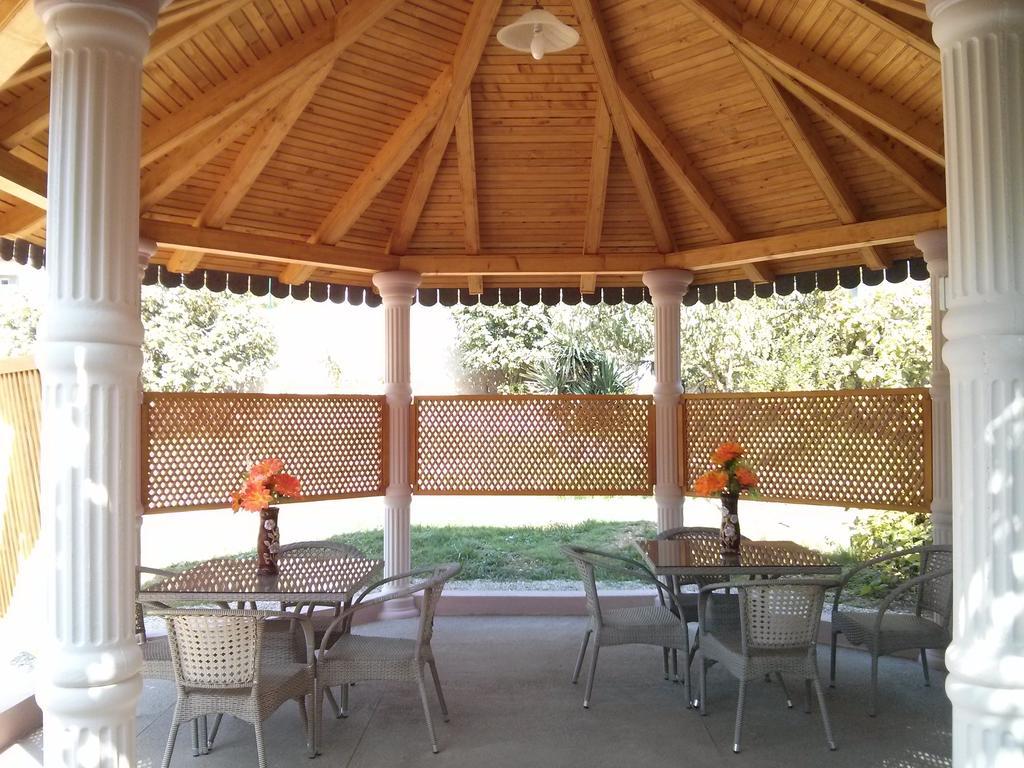 Villa Palma Guesthouse Mostar Buitenkant foto